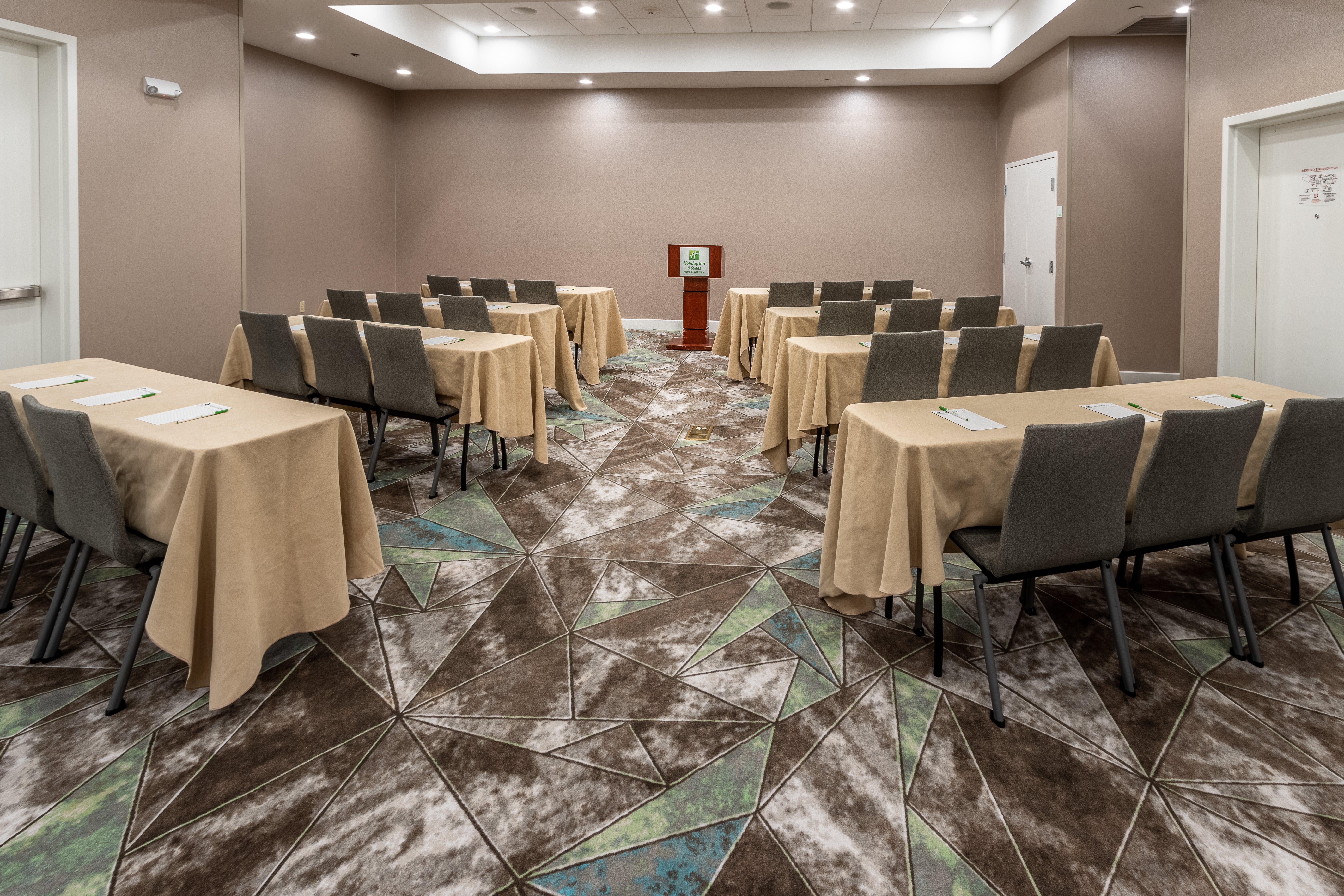 Holiday Inn Hotel & Suites Memphis-Wolfchase Galleria By Ihg Exterior foto